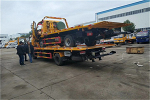 武平同城汽车补胎